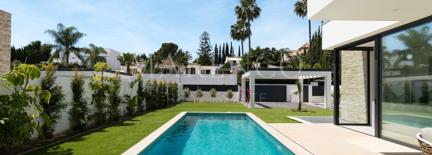 Villa in Monte Biarritz, Estepona Ost, Estepona