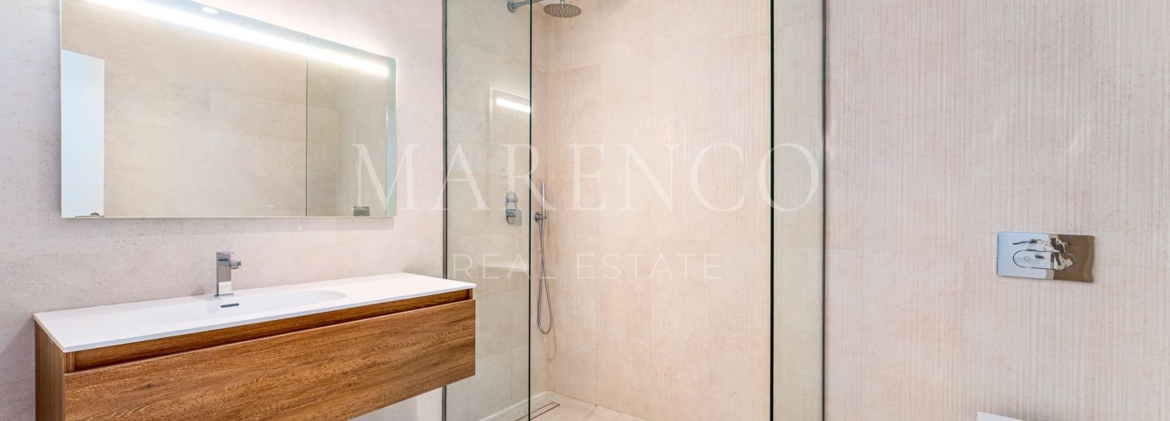Villa in Monte Biarritz, Estepona Ost, Estepona