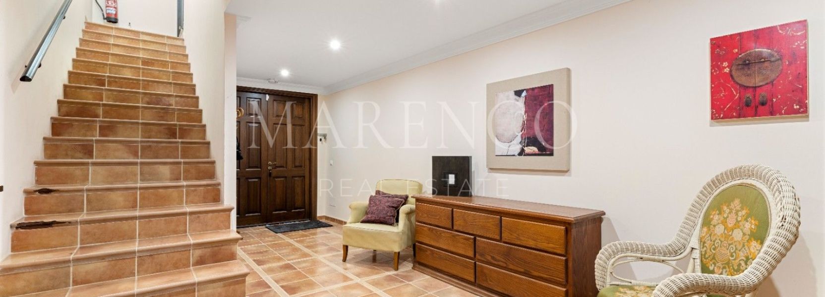 Villa in El Velerin, Estepona Ost, Estepona