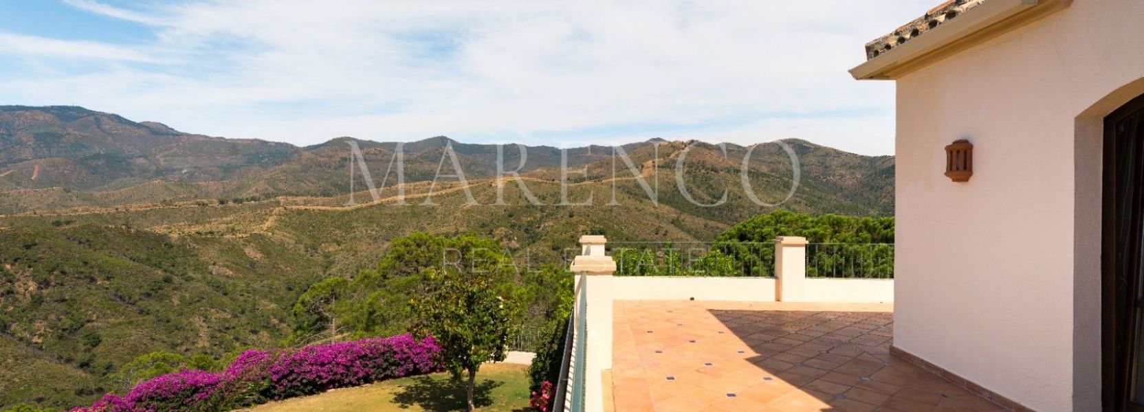 Villa in El Velerin, Estepona Ost, Estepona