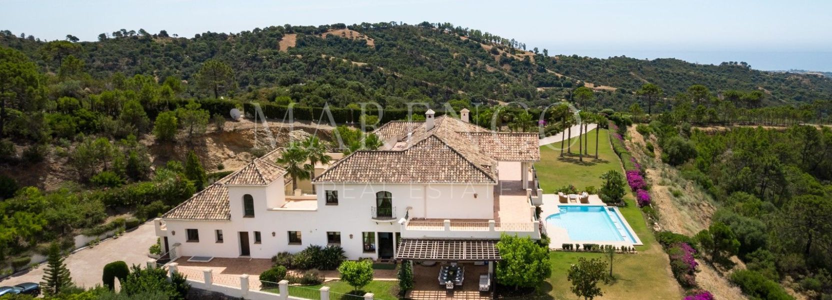 Villa in El Velerin, Estepona Ost, Estepona