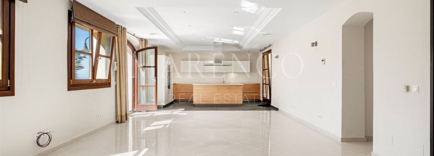 Villa in El Velerin, Estepona Ost, Estepona