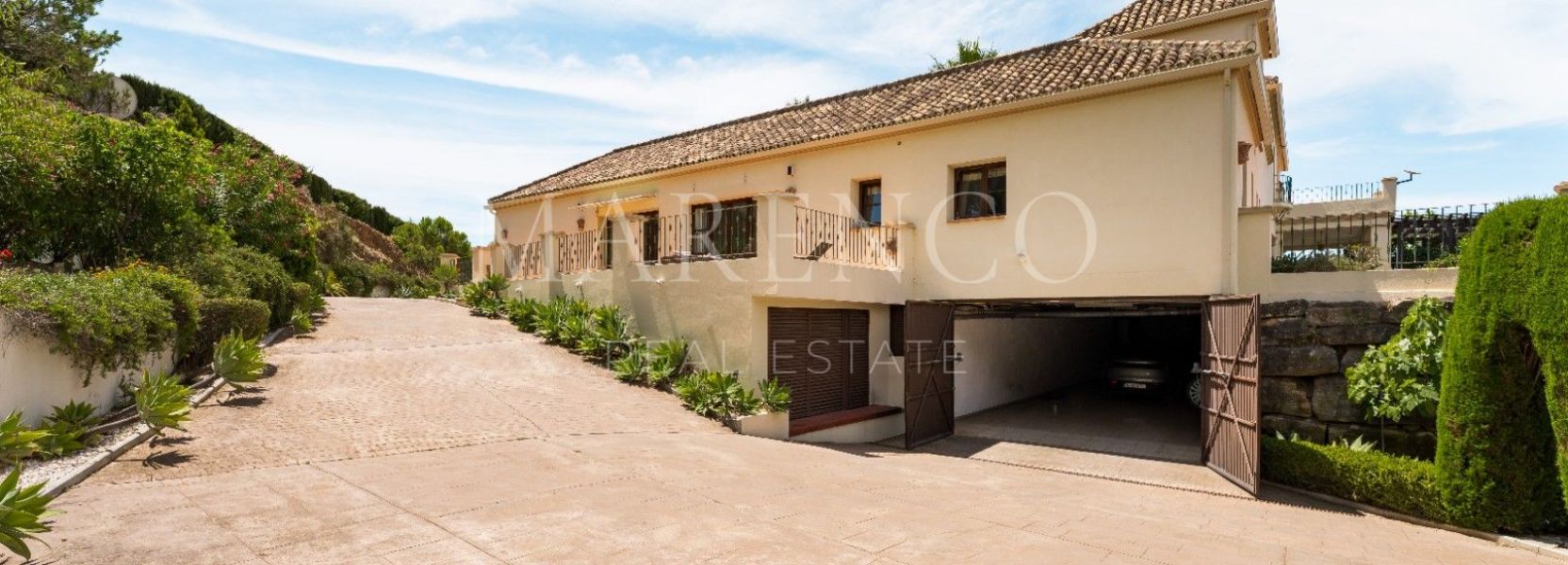 Villa in El Velerin, Estepona Ost, Estepona