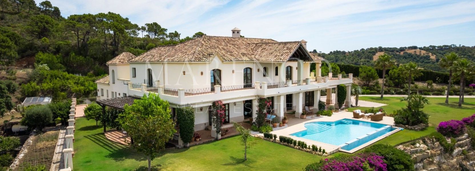 Villa in El Velerin, Estepona Ost, Estepona