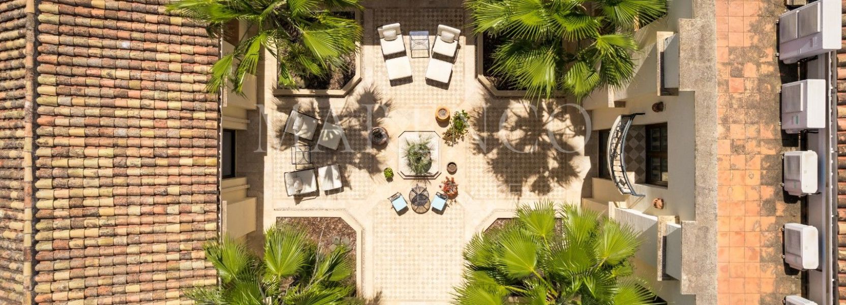 Villa in El Velerin, Estepona Ost, Estepona