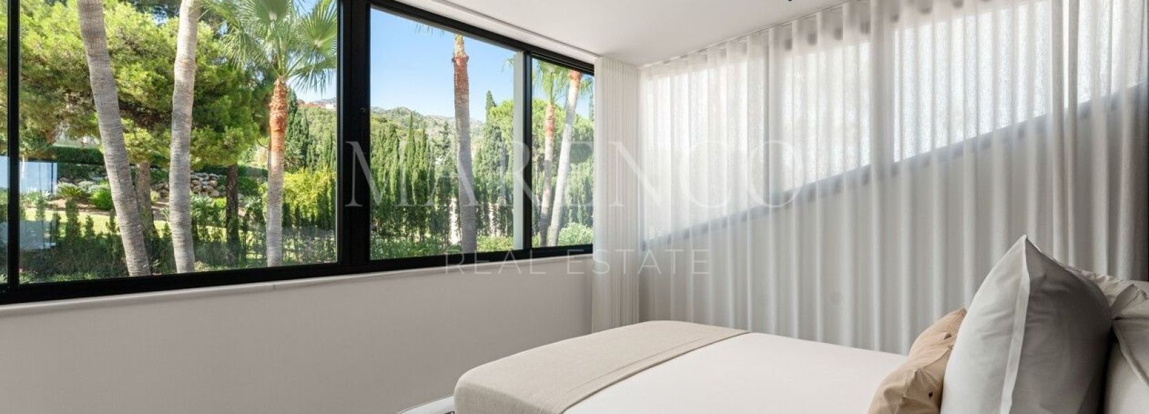 Penthouse in Condado de Sierra Blanca, Marbella Golden Mile, Marbella