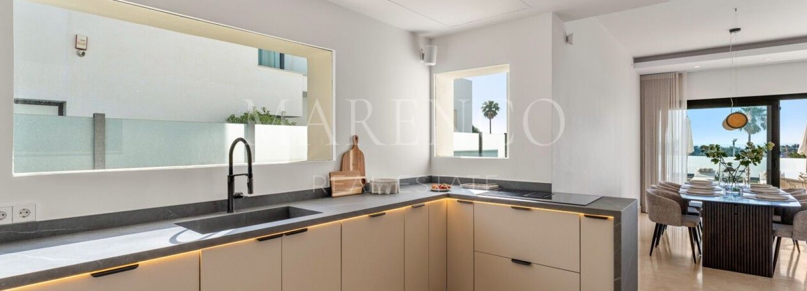 Villa in Atalaya Fairways, Benahavis