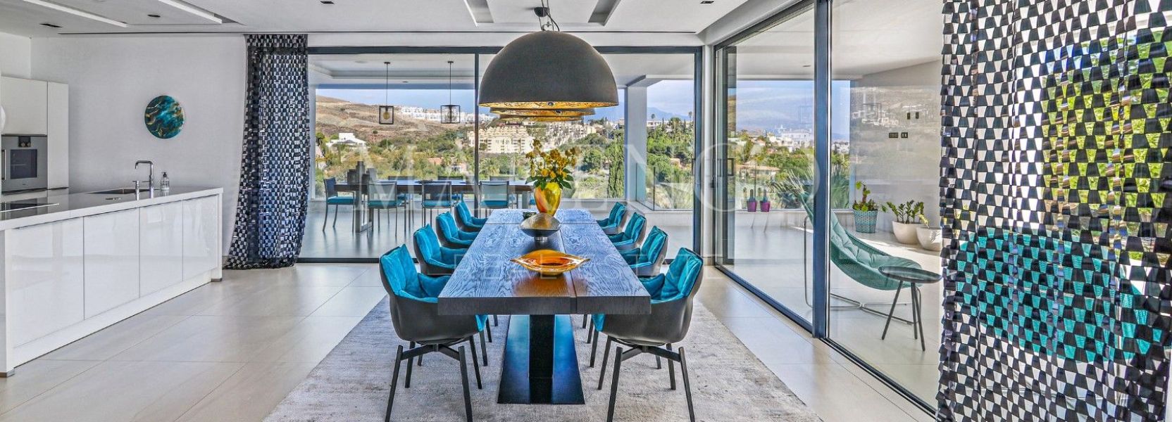 Villa  in Los Flamingos Golf, Benahavis