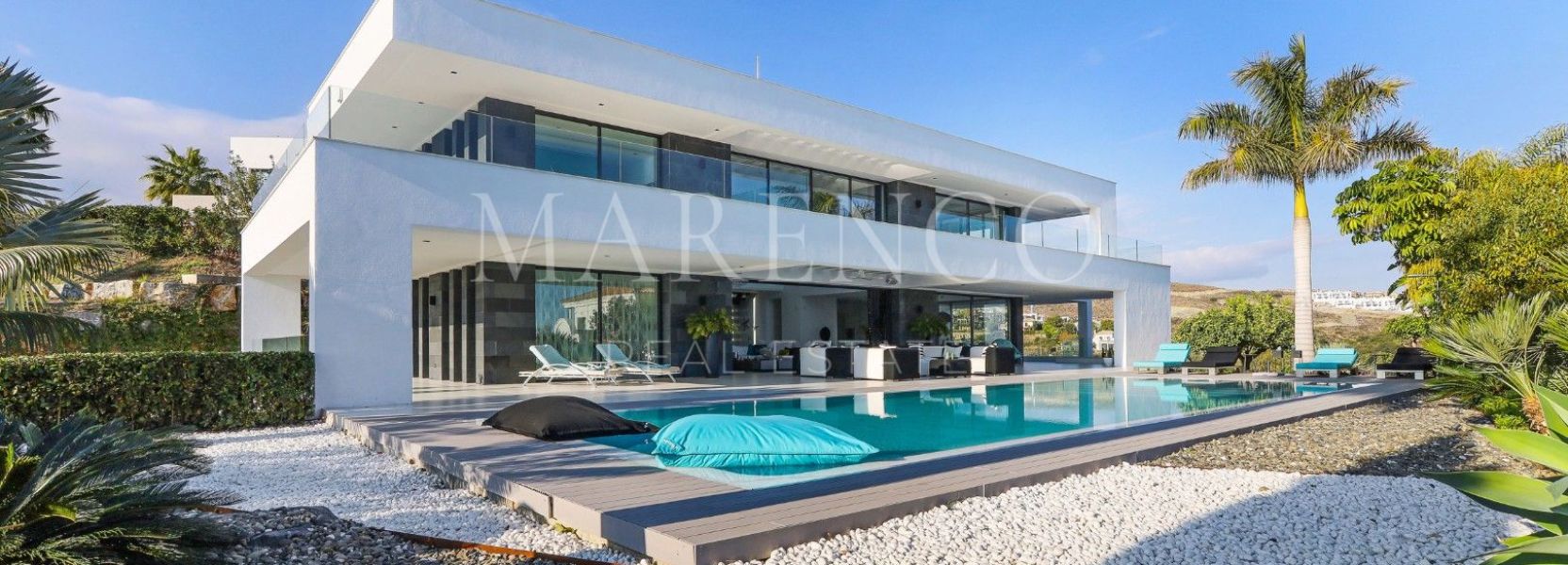Villa  in Los Flamingos Golf, Benahavis