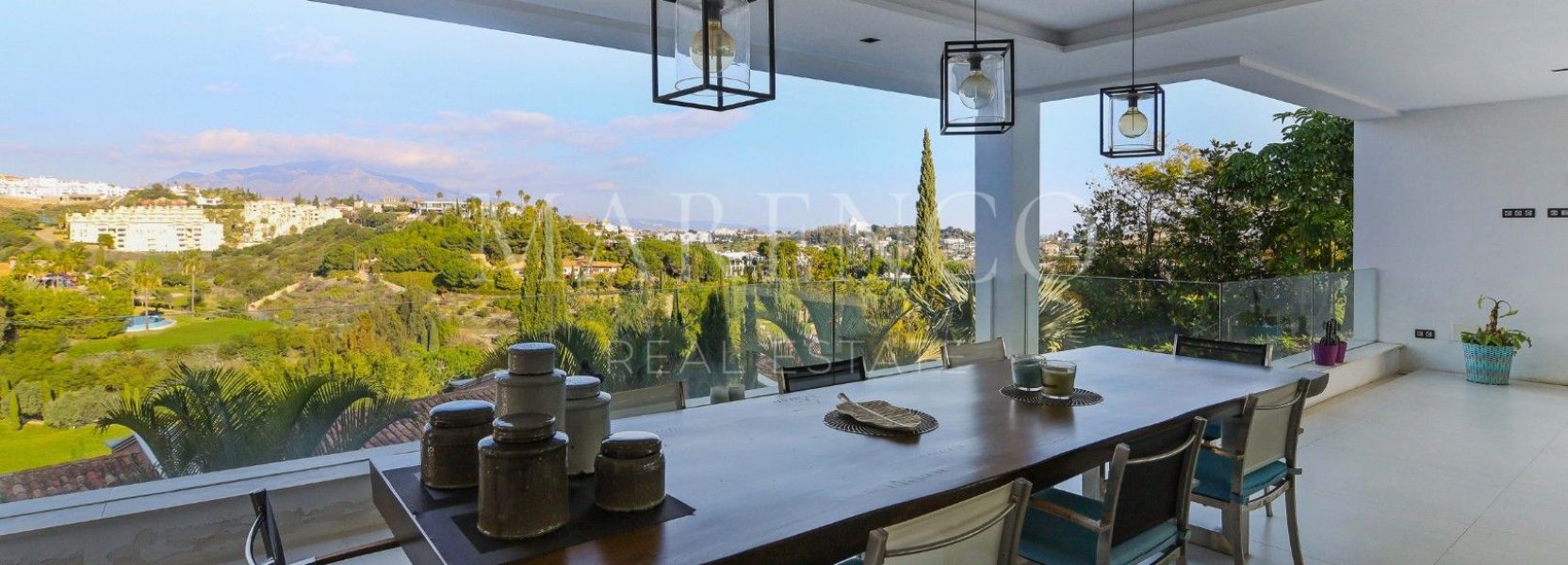 Villa  in Los Flamingos Golf, Benahavis