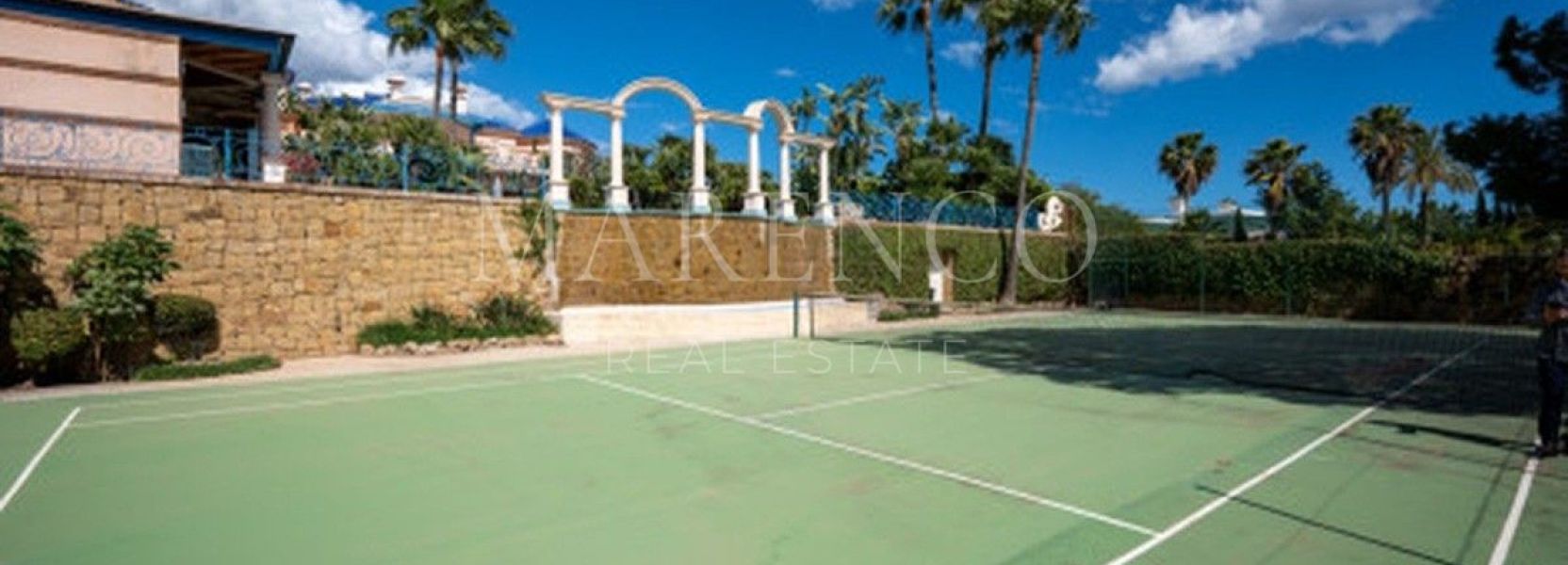 Villa  in Nueva Andalucia, Marbella