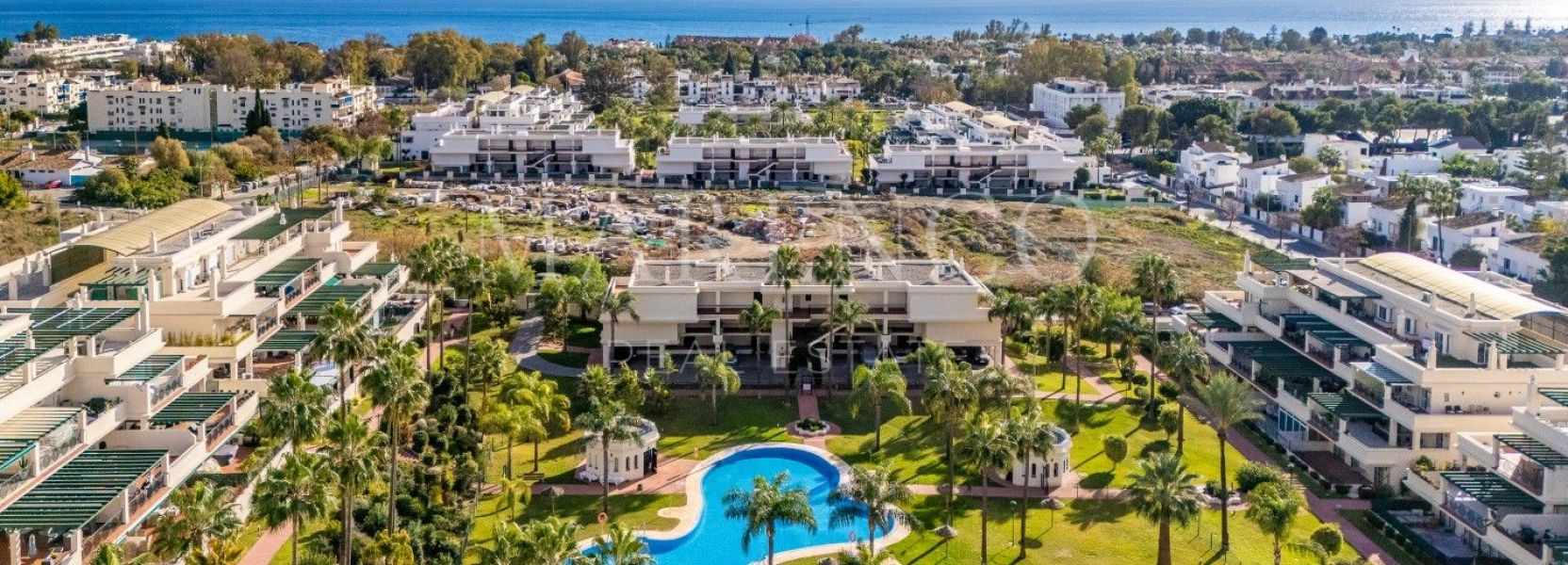 Erdgeschosswohnung in Nueva Andalucia, Marbella