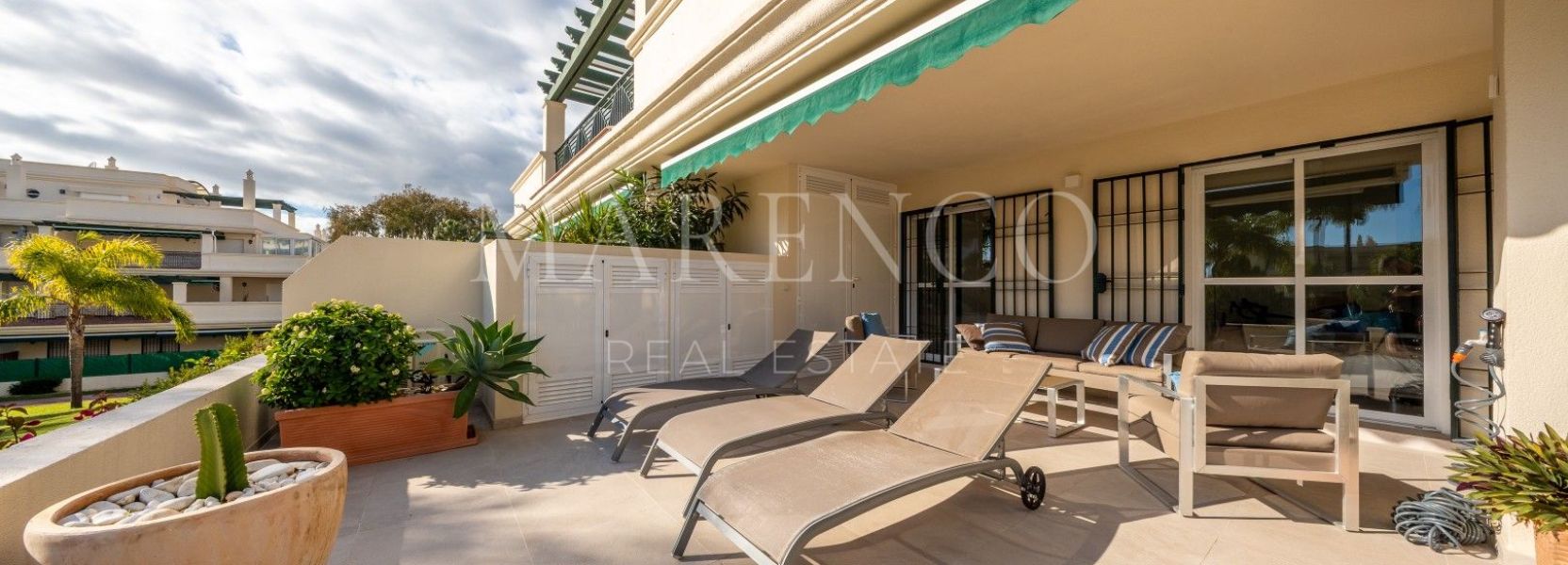 Erdgeschosswohnung in Nueva Andalucia, Marbella