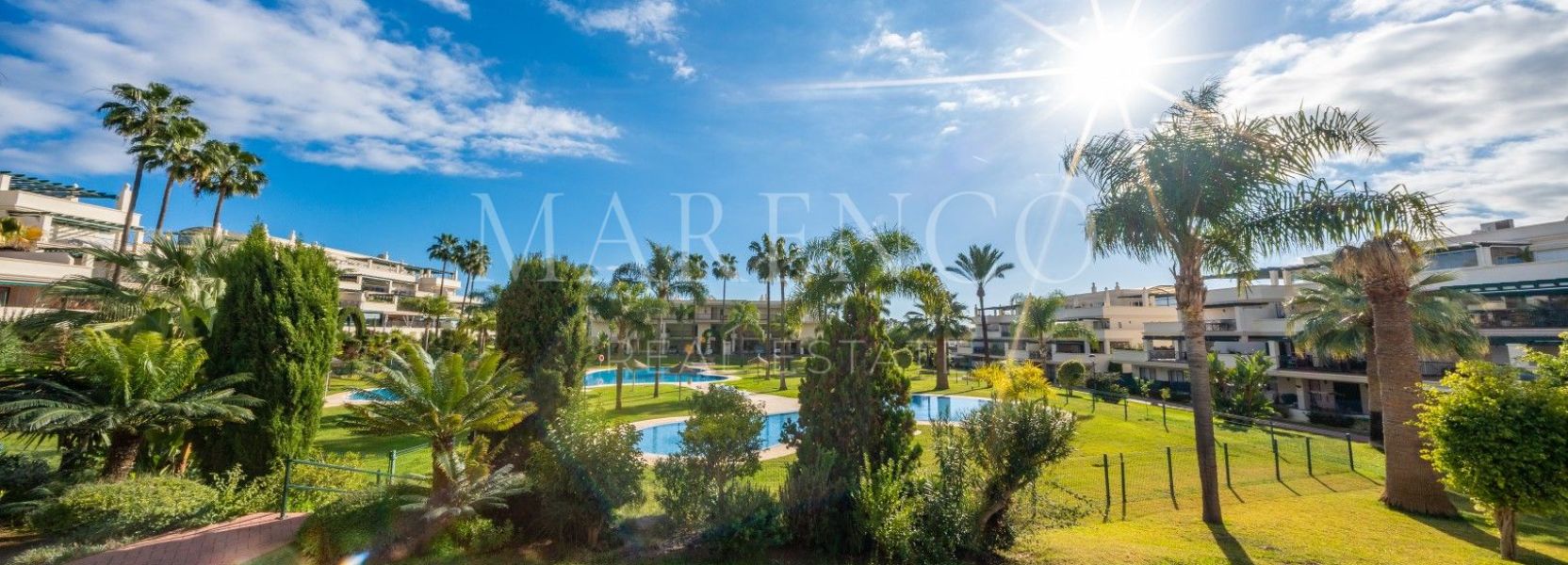 Erdgeschosswohnung in Nueva Andalucia, Marbella