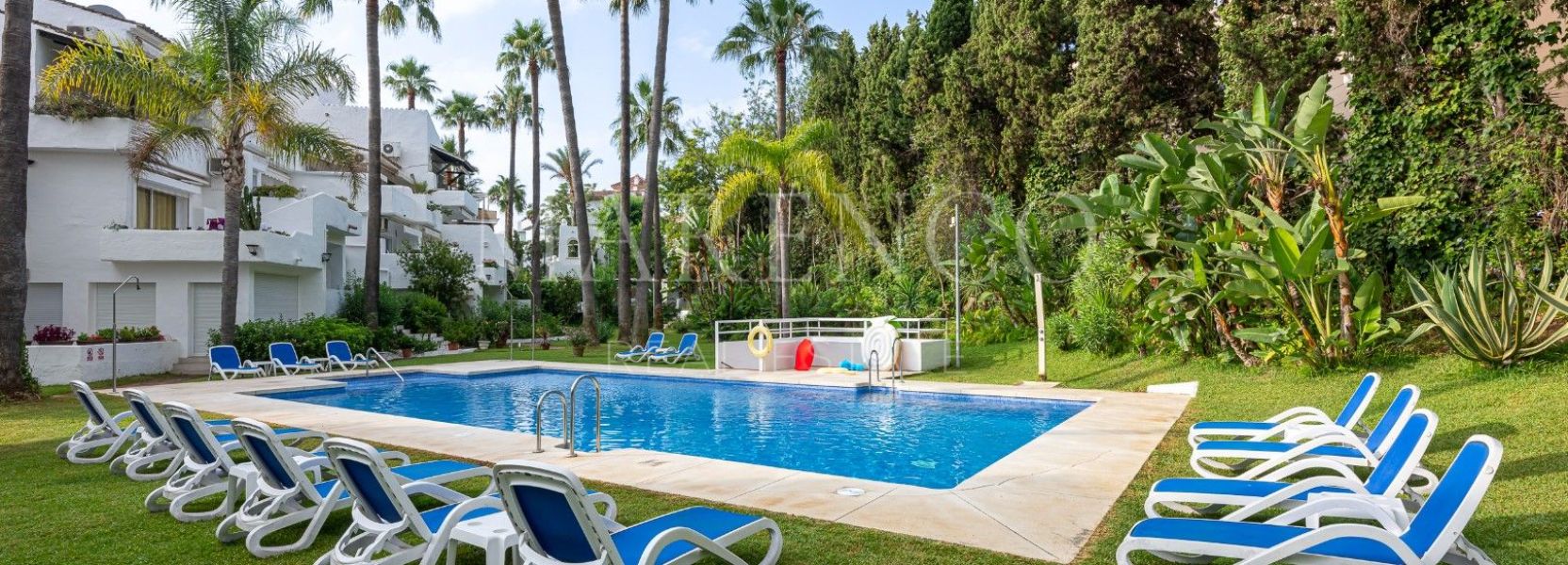 Zweistöckiges Penthouse  in Marbella - Puerto Banus, Marbella