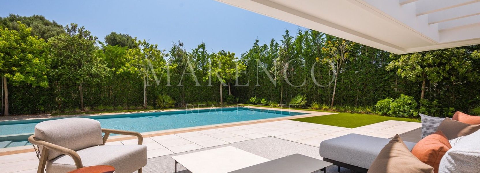 Villa in El Paraiso, Estepona Ost, Estepona