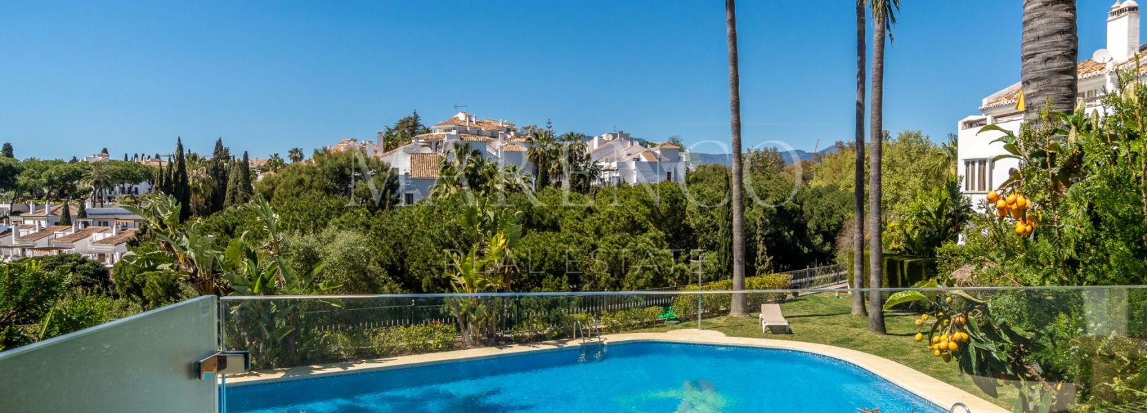 Reihenhaus in Arco Iris, Marbella Goldene Meile, Marbella