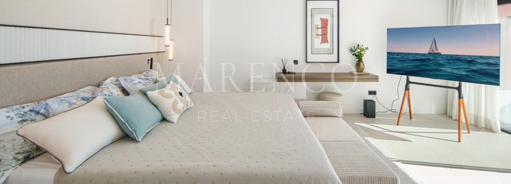 Atico Duplex  en Monte Halcones, Benahavis