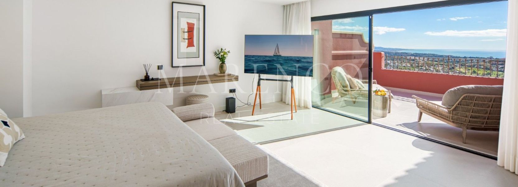 Atico Duplex  en Monte Halcones, Benahavis