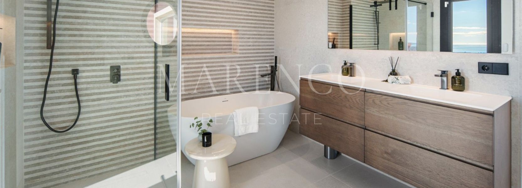 Atico Duplex  en Monte Halcones, Benahavis