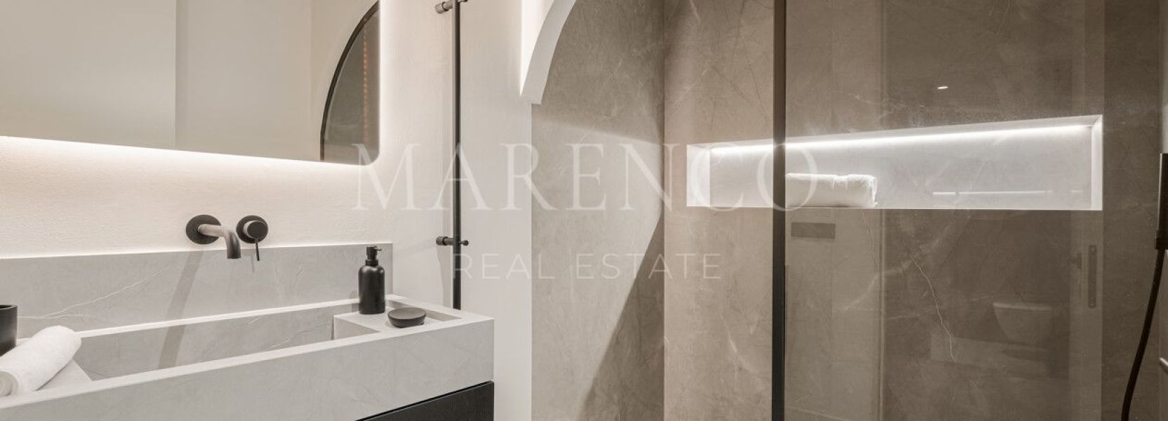 Duplex Penthouse in La Quinta, Benahavis