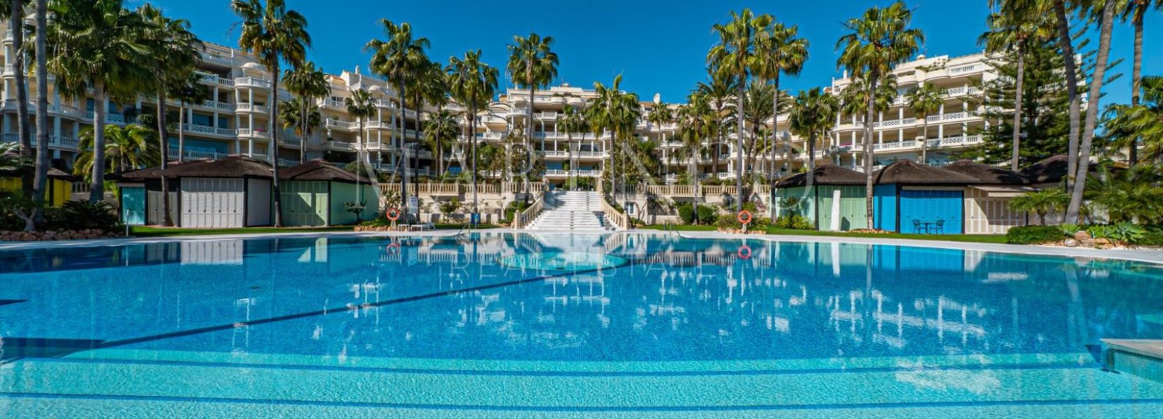 Apartamento  en Las Dunas Park, Estepona Este, Estepona