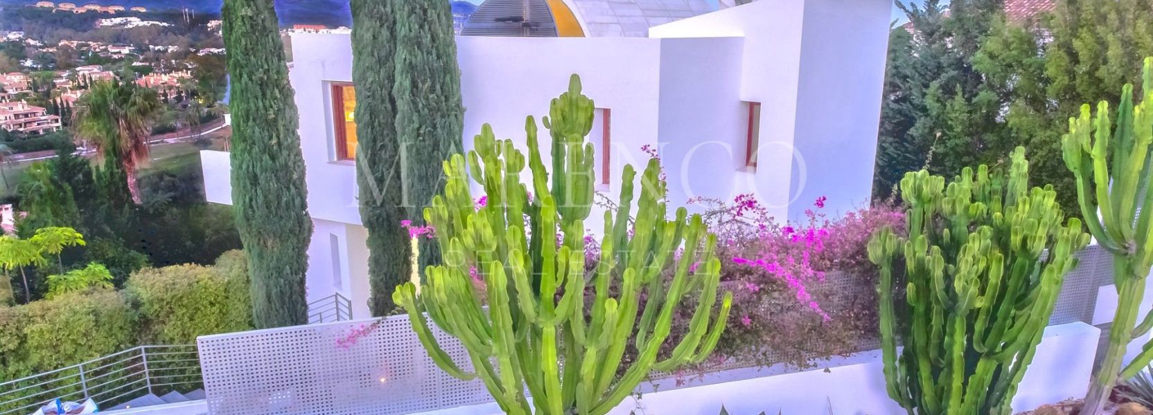 Villa en Los Naranjos, Nueva Andalucia, Marbella