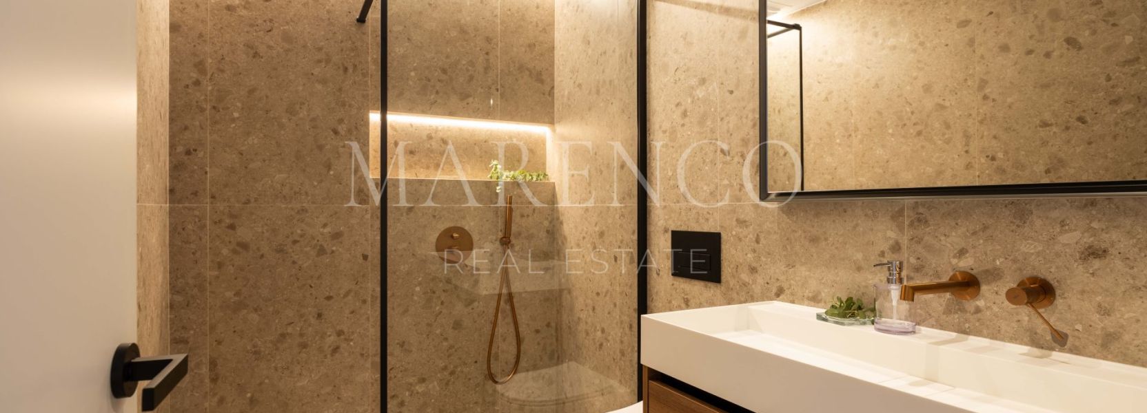 Appartement begane grond in Palacetes Los Belvederes, Nueva Andalucia, Marbella