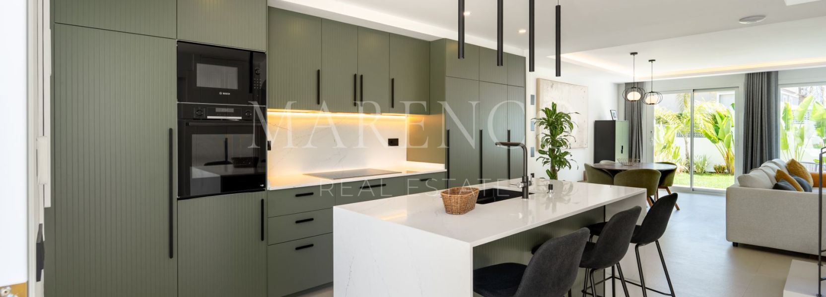 Town House in Balcón del Golf, Nueva Andalucia, Marbella