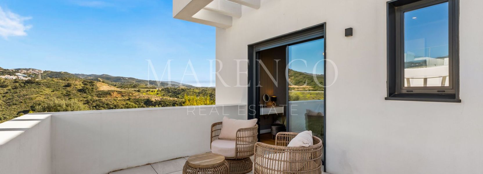 Villa Pareada  en Rio Real, Marbella Este, Marbella