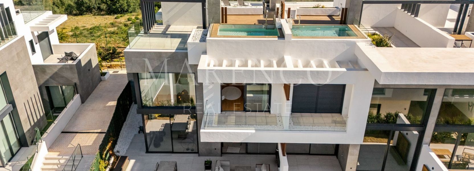 Villa Pareada  en Rio Real, Marbella Este, Marbella