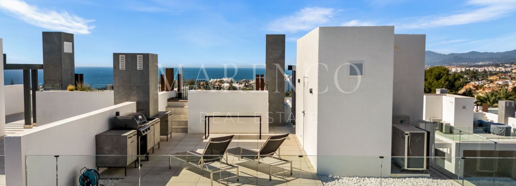 Villa Pareada  en Rio Real, Marbella Este, Marbella