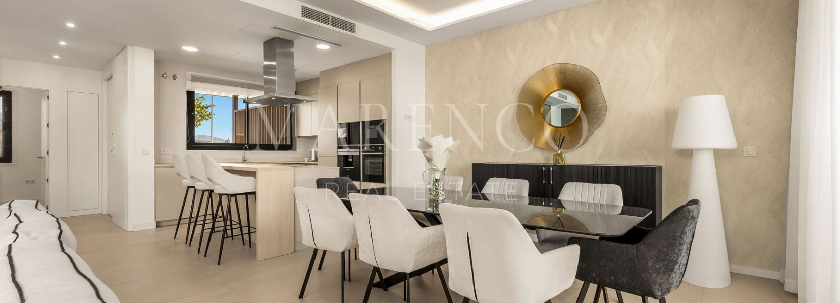 Villa Pareada  en Rio Real, Marbella Este, Marbella
