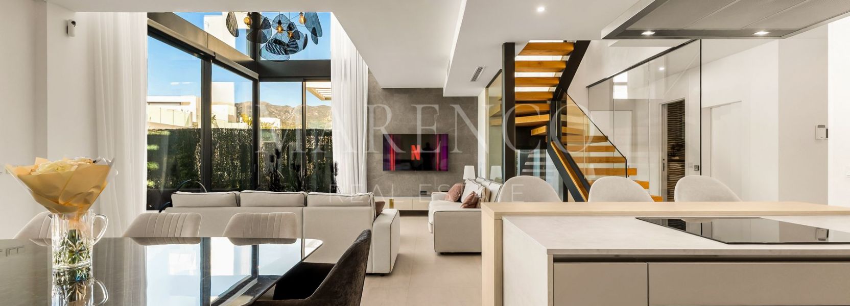 Villa Pareada  en Rio Real, Marbella Este, Marbella