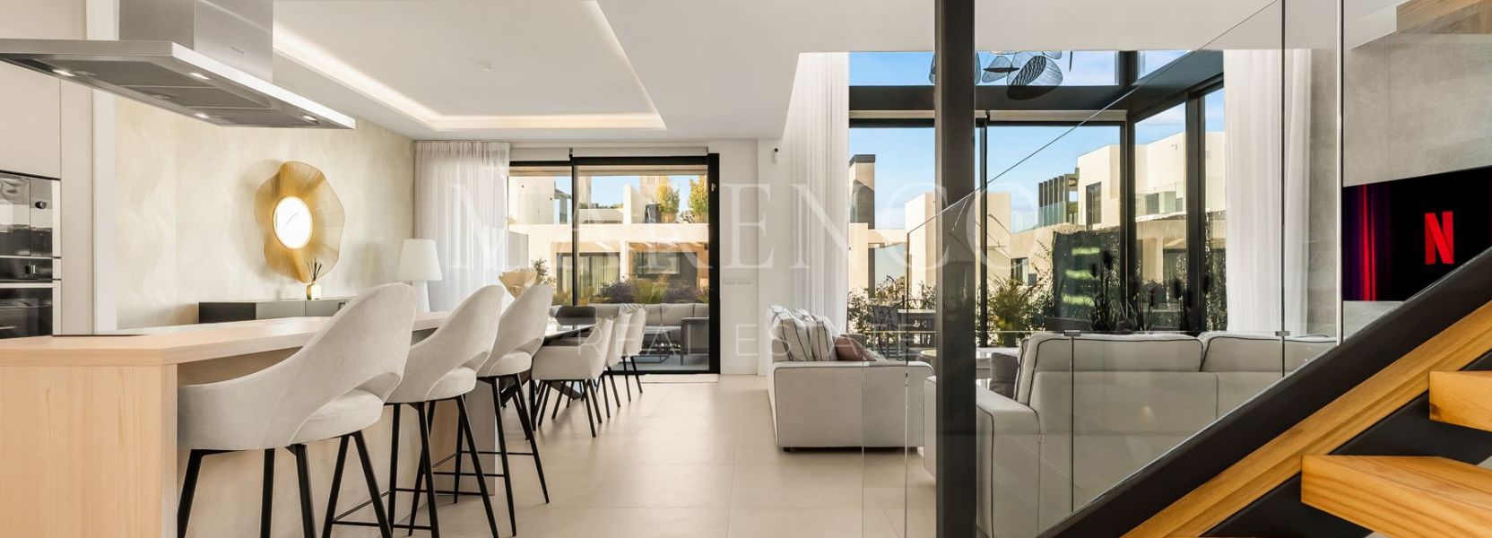 Villa Pareada  en Rio Real, Marbella Este, Marbella