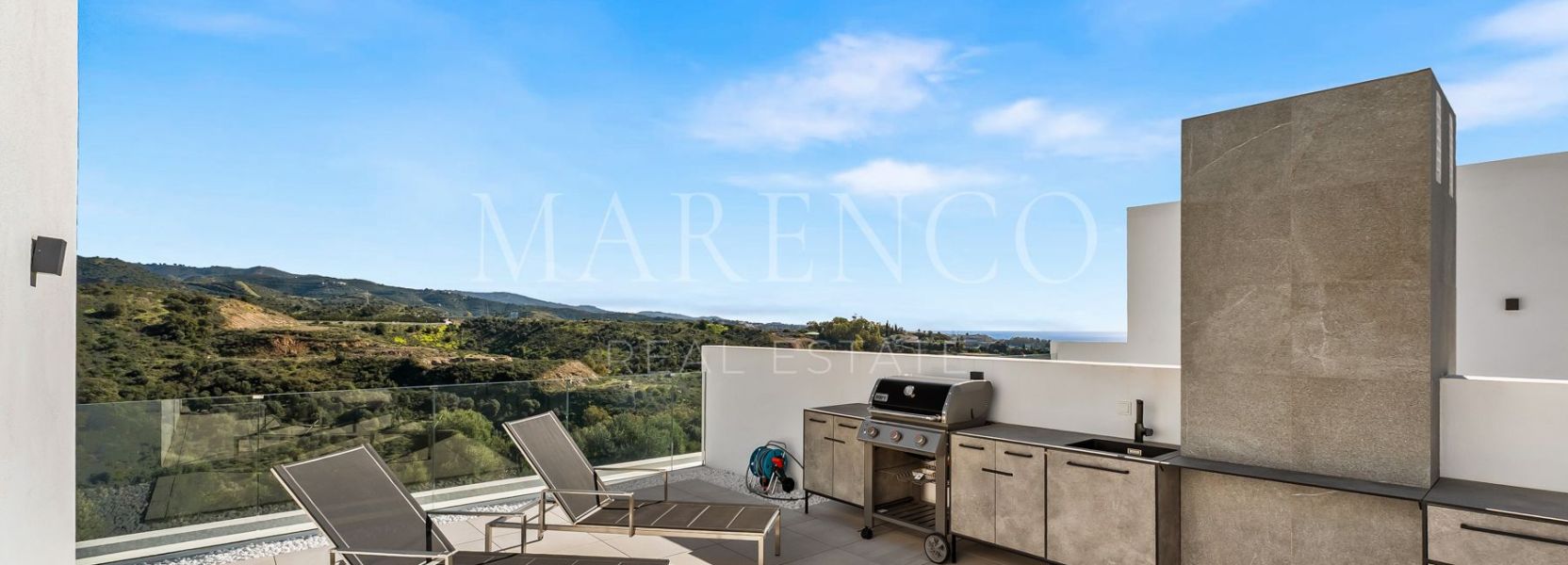 Villa Pareada  en Rio Real, Marbella Este, Marbella