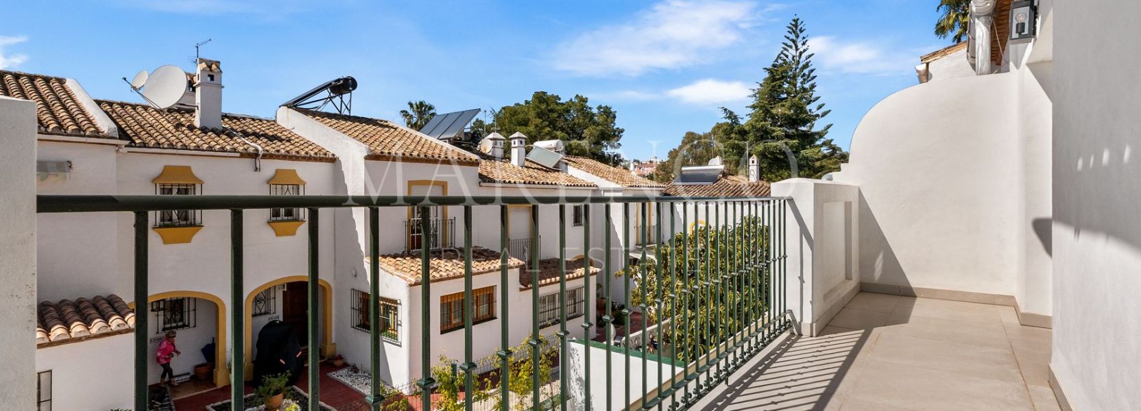 Reihenhaus in El Campanario, Estepona Ost, Estepona