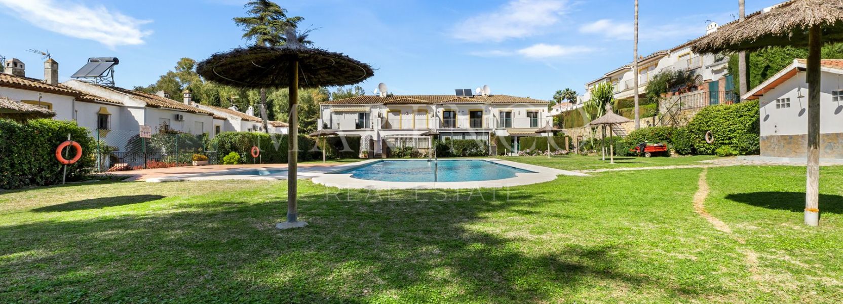 Reihenhaus in El Campanario, Estepona Ost, Estepona
