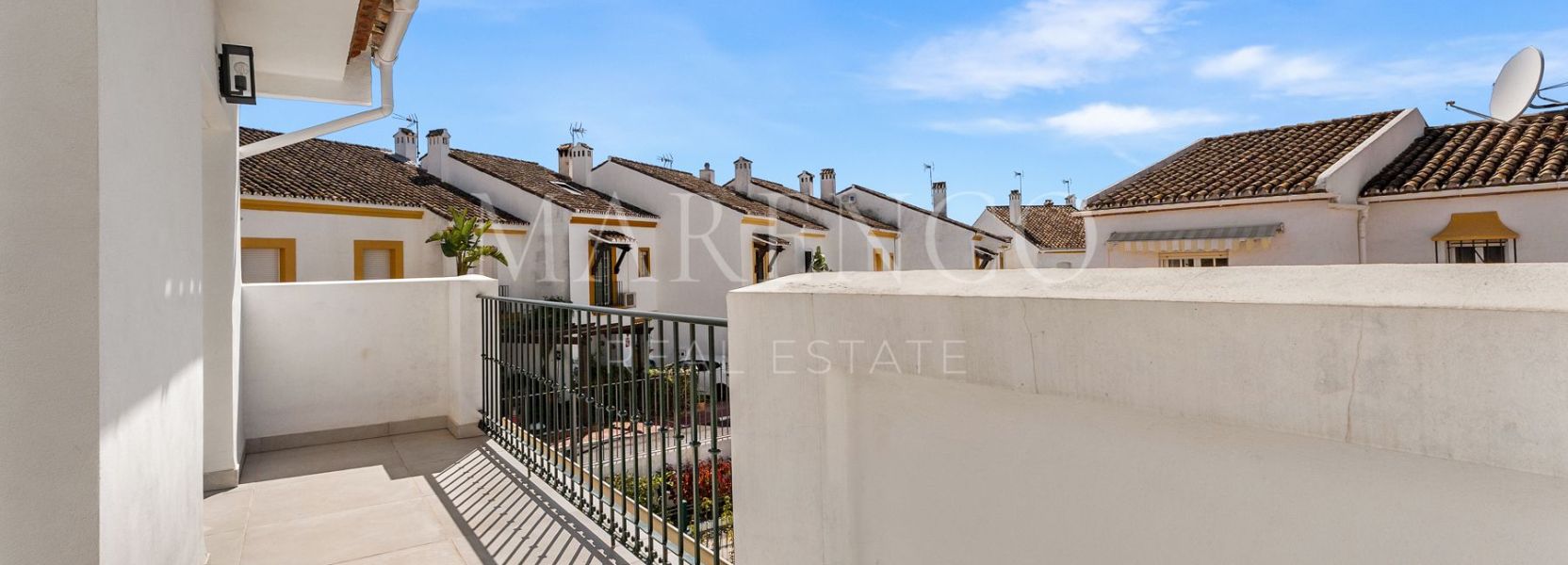 Reihenhaus in El Campanario, Estepona Ost, Estepona