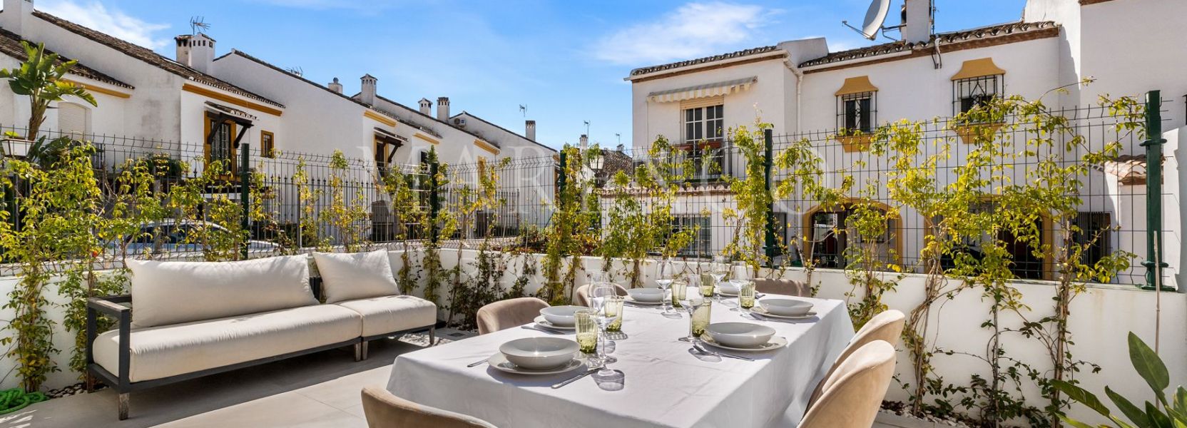 Reihenhaus in El Campanario, Estepona Ost, Estepona