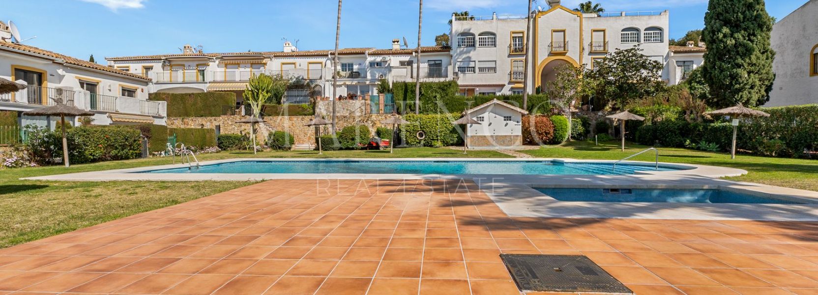 Reihenhaus in El Campanario, Estepona Ost, Estepona