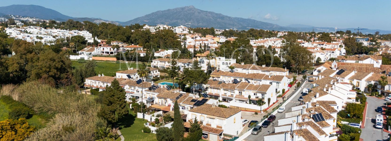 Reihenhaus in El Campanario, Estepona Ost, Estepona