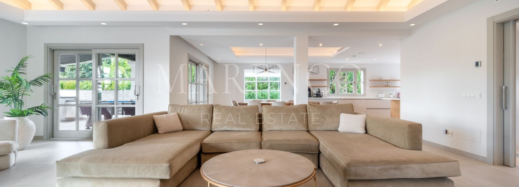 Villa in Los Naranjos Golf, Nueva Andalucia, Marbella