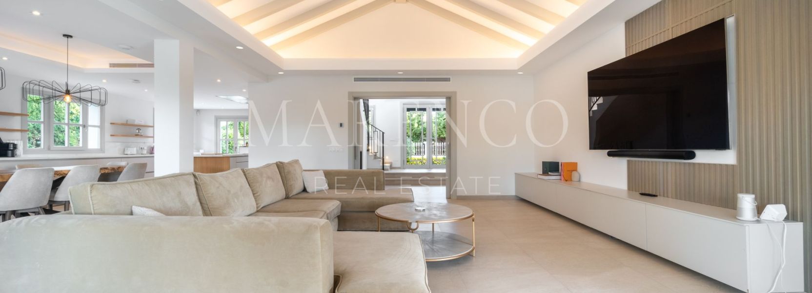 Villa in Los Naranjos Golf, Nueva Andalucia, Marbella