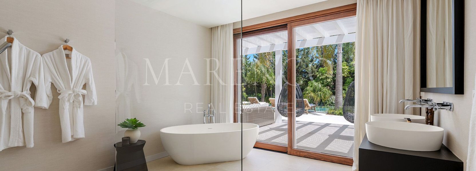 Villa in Las Brisas, Nueva Andalucia, Marbella