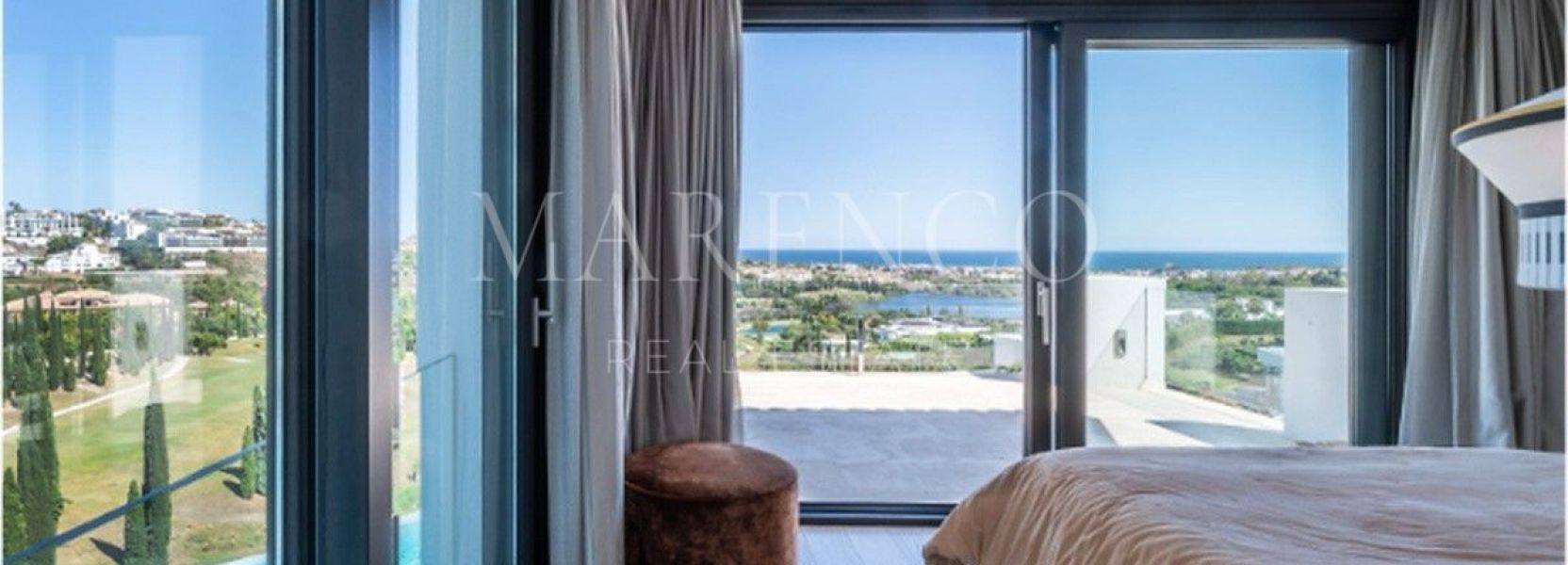 Villa in Los Flamingos Golf, Benahavis