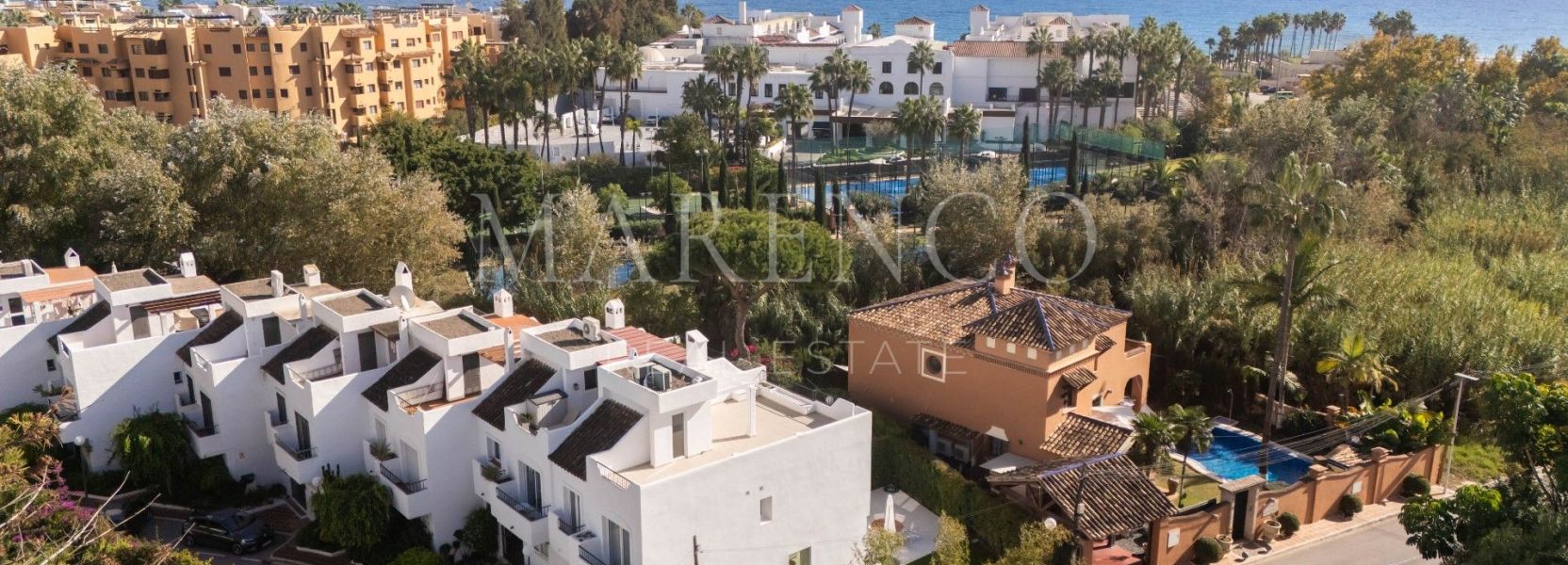 Town House in New Golden Mile, Estepona East, Estepona