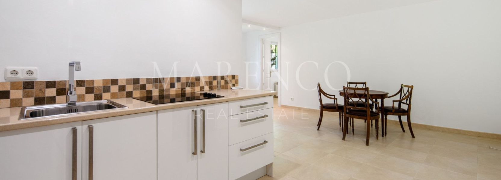 Villa en Puerto del Almendro, Benahavis