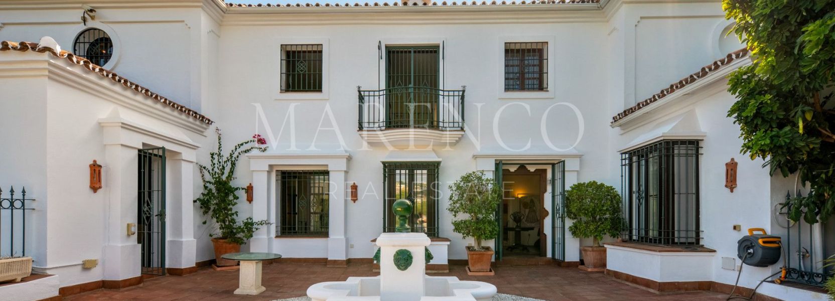 Villa en Puerto del Almendro, Benahavis