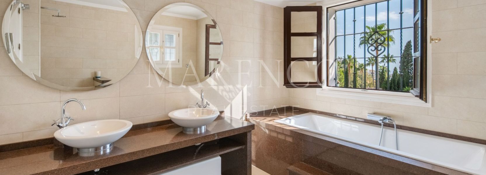 Villa en Puerto del Almendro, Benahavis